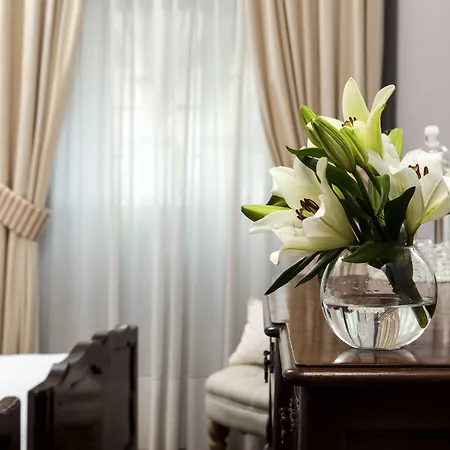 昆塔多科瓦克酒店 3*